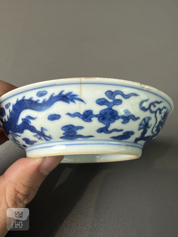清乾隆 青花云龙纹盘 - 图3